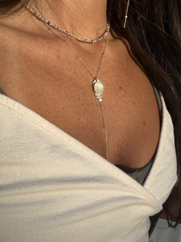 RORO MOONSTONE NECKLACE