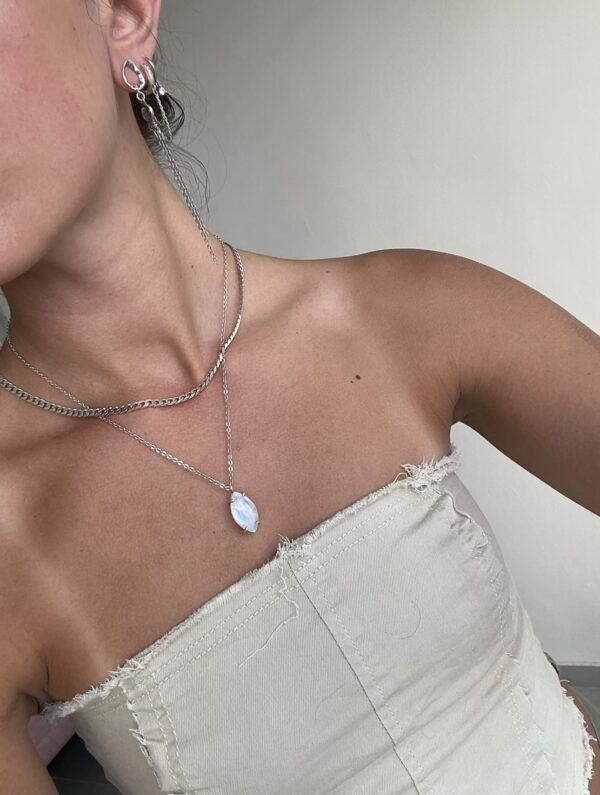 LIA MOONSTONE NECKLACE