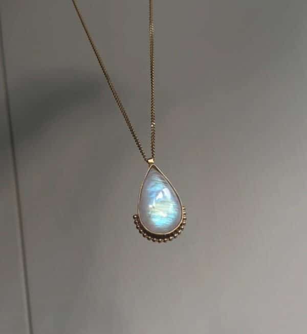 GOLD YARA NECKLACE